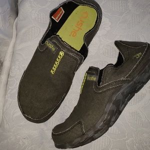 NEW CUSH SLIP ON SHOES GREY SZ 11